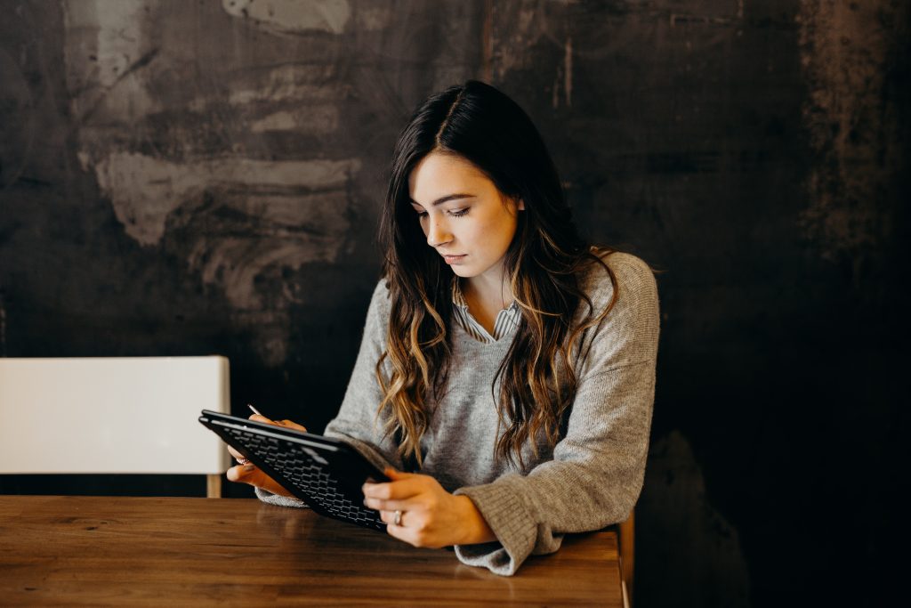 Ensuring consistent service quality with external teams